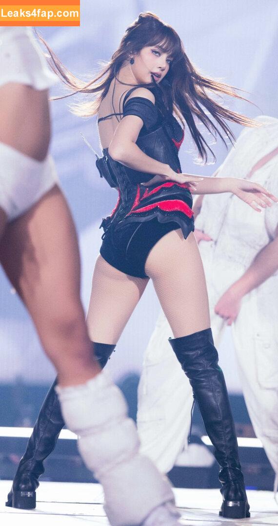 Lisa Blackpink /  leaked photo photo #1887