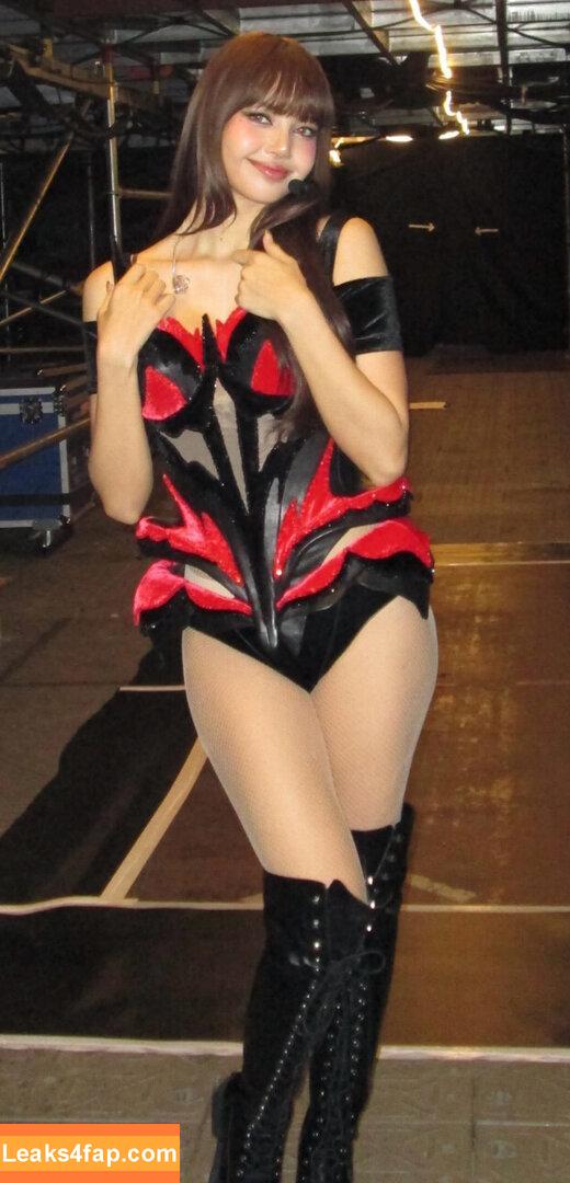 Lisa Blackpink /  leaked photo photo #1889