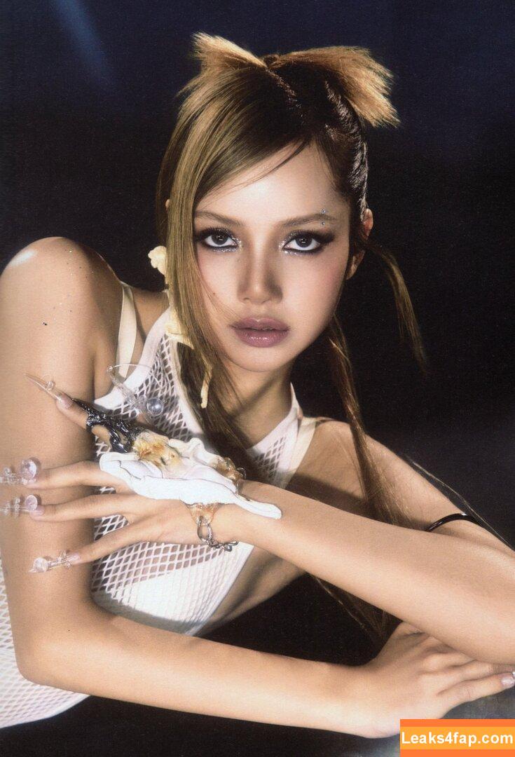 Lisa Blackpink /  слитое фото фото #1891