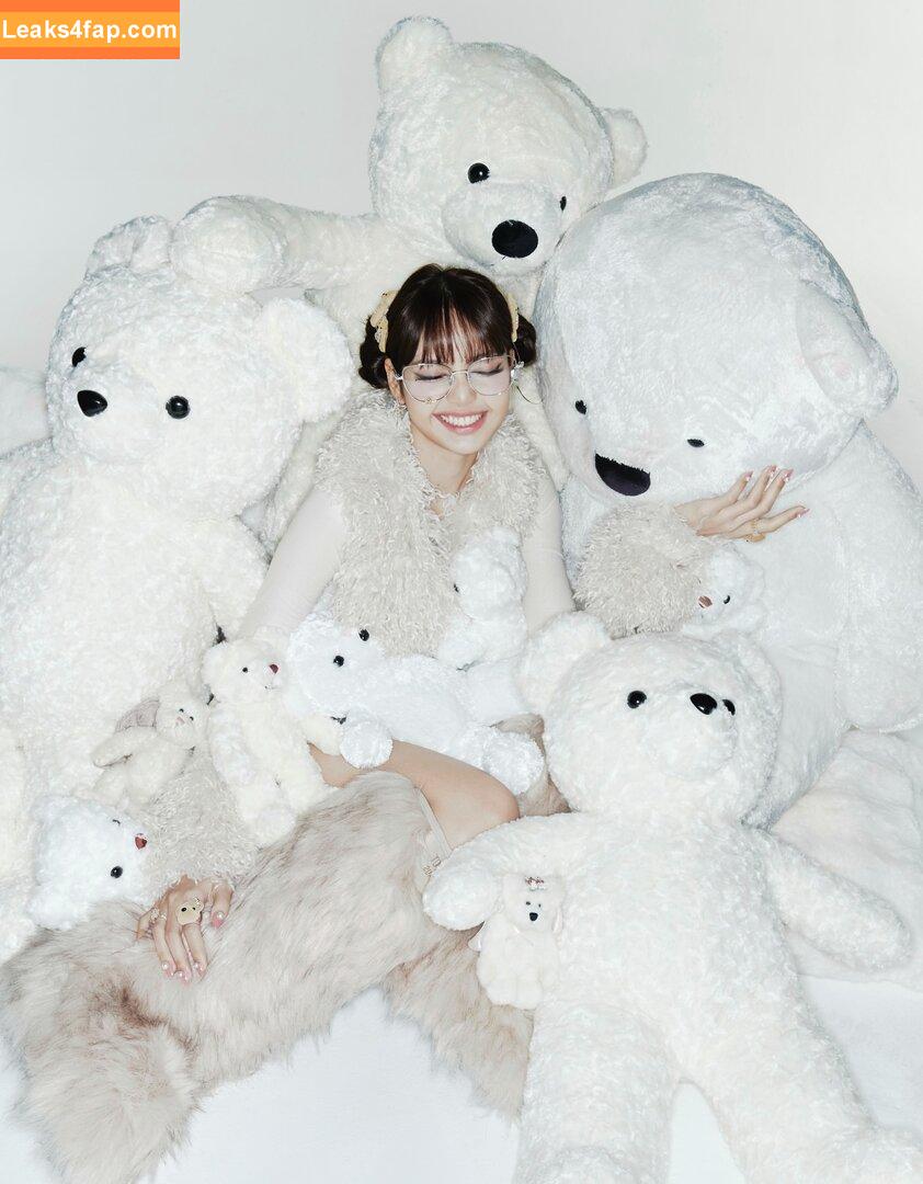 Lisa Blackpink /  leaked photo photo #1909
