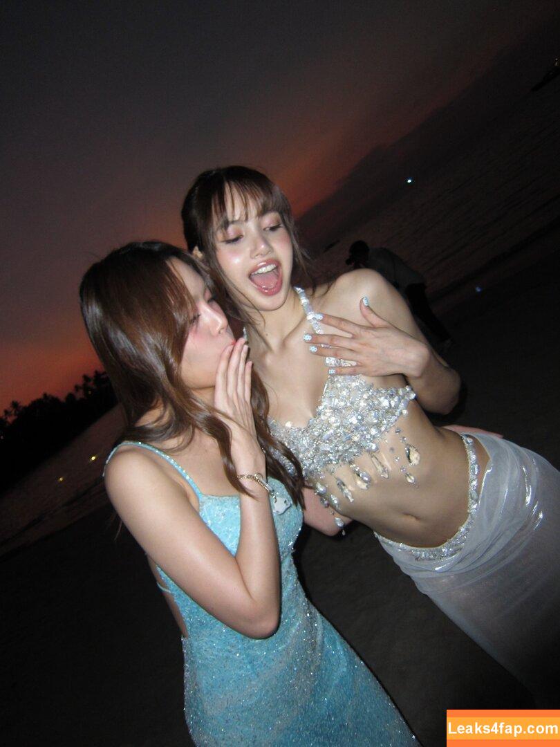 Lisa Blackpink /  leaked photo photo #1921