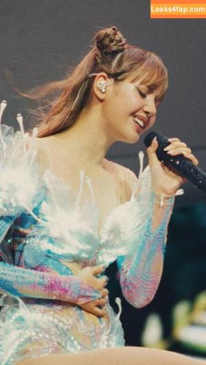 Lisa Blackpink photo #1479
