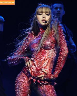 Lisa Blackpink photo #1492