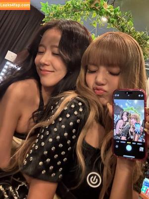 Lisa Blackpink photo #1665