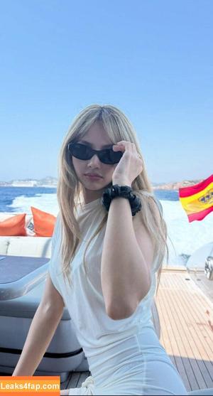 Lisa Blackpink photo #1716