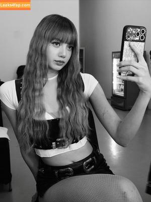 Lisa Blackpink photo #1816