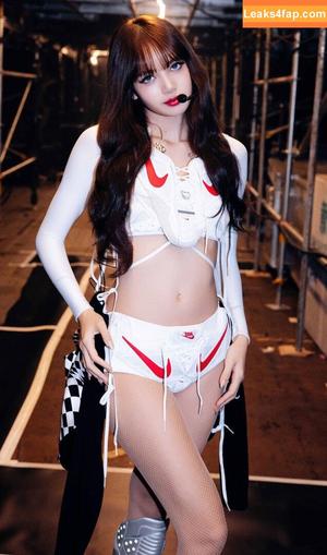 Lisa Blackpink photo #1874