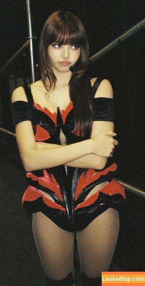 Lisa Blackpink photo #1875