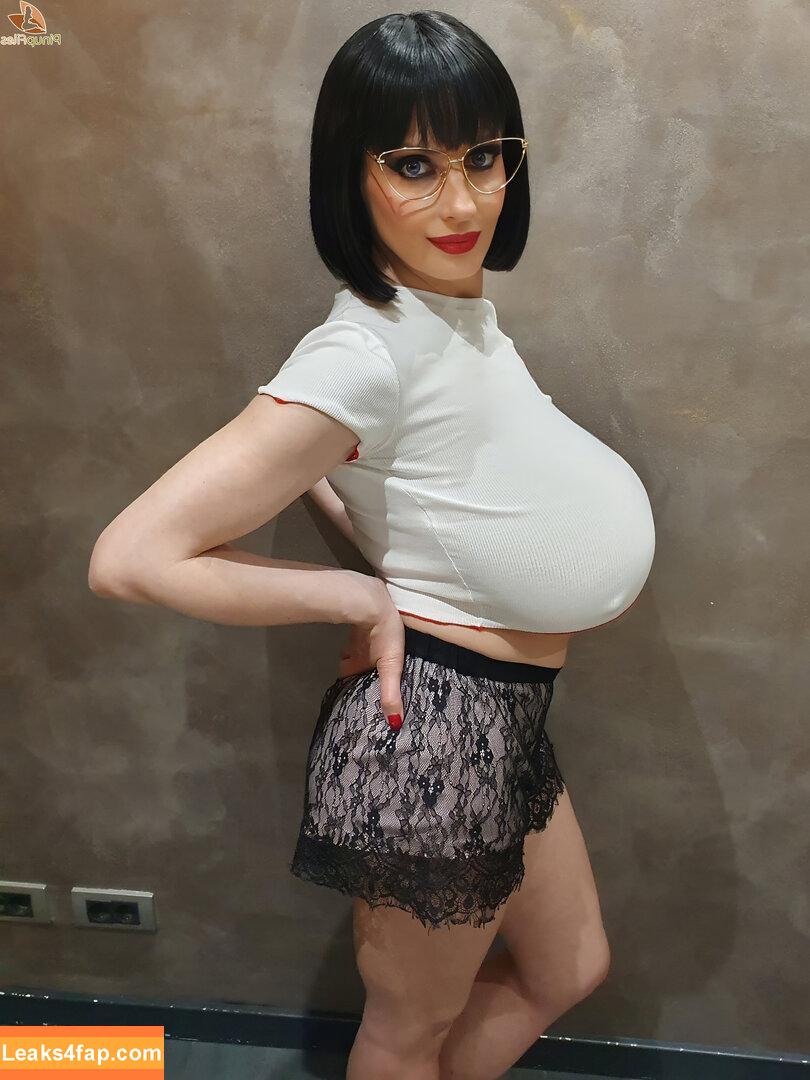 Lisa Bukawski / lbukawski / real_lbukawski leaked photo photo #0185