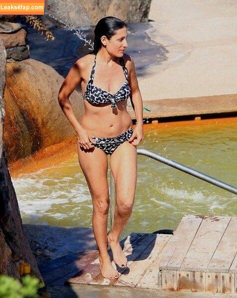 Lisa Edelstein / lisaedelstein leaked photo photo #0015