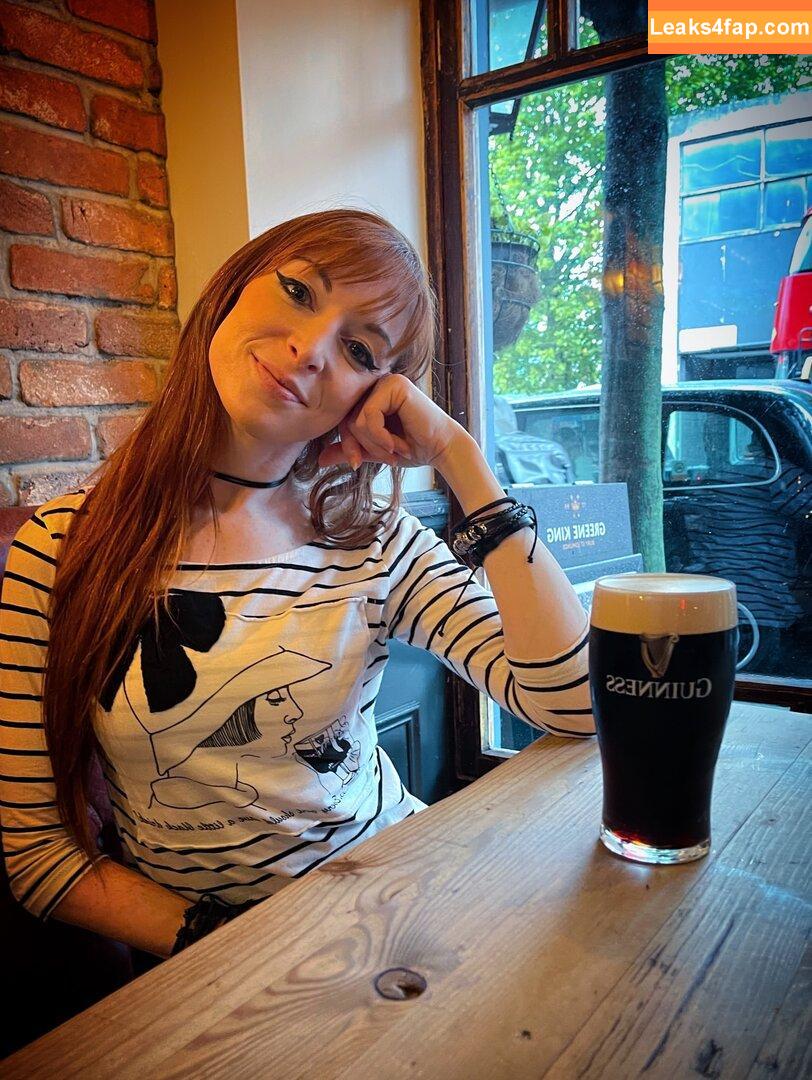 Lisa Foiles / lisafoiles слитое фото фото #0394