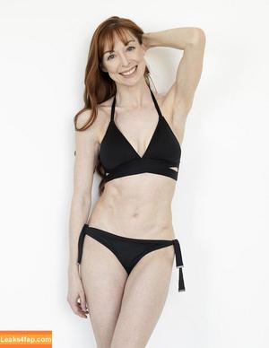 Lisa Foiles photo #0271