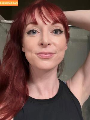 Lisa Foiles photo #0358