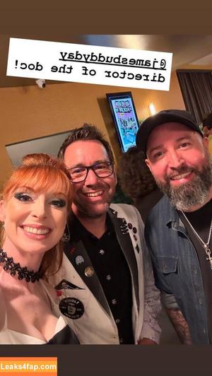 Lisa Foiles фото #0391