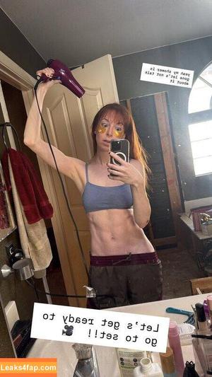 Lisa Foiles photo #0447