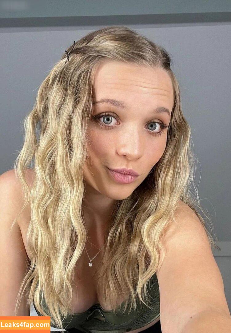 Lisa Küppers / lisakueppers слитое фото фото #0025