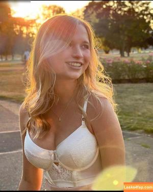 Lisa Küppers photo #0022