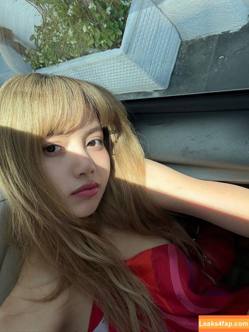 Lisa Manoban / lalalalisa_m leaked photo photo #0051