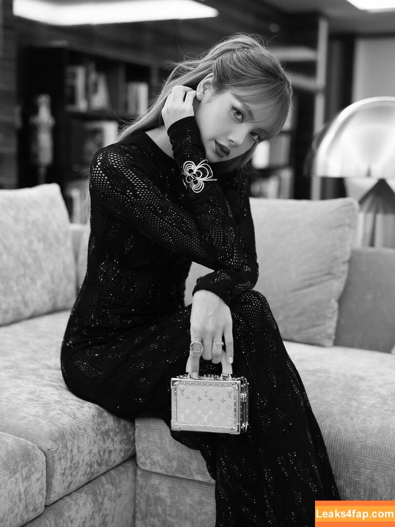 Lisa Manoban / lalalalisa_m leaked photo photo #0058