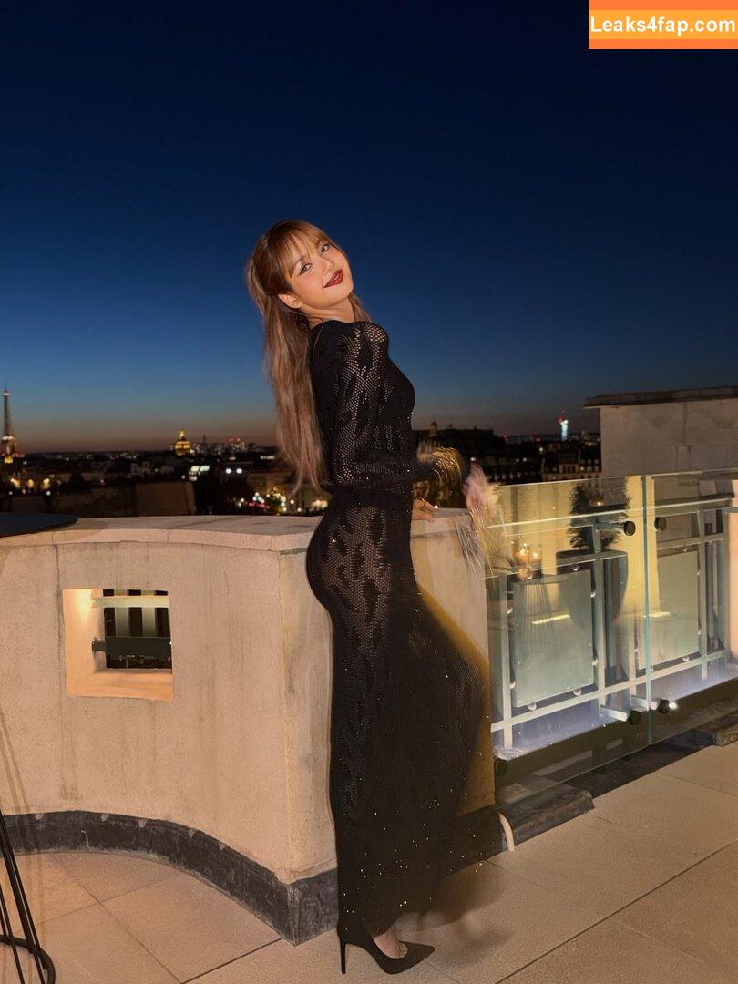 Lisa Manoban / lalalalisa_m leaked photo photo #0060