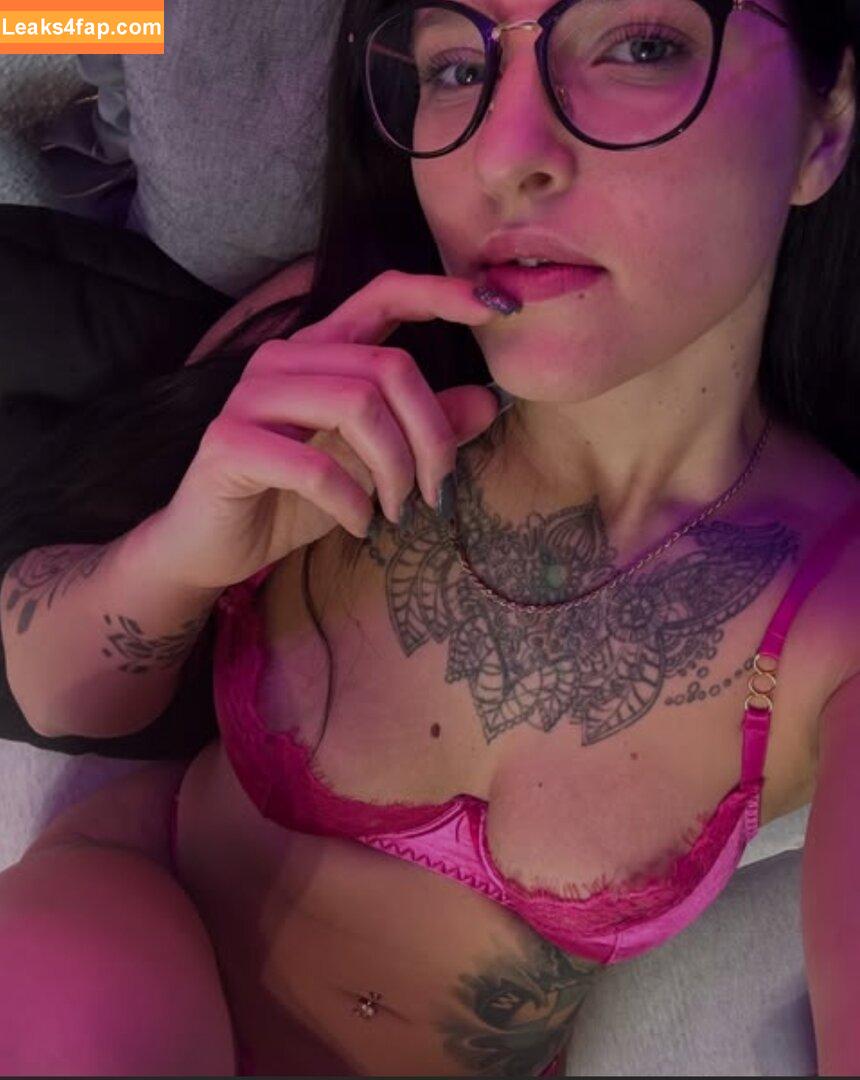 Lisa Marie 94 /  leaked photo photo #0002