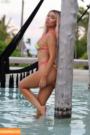 Lisa Opie photo #0031