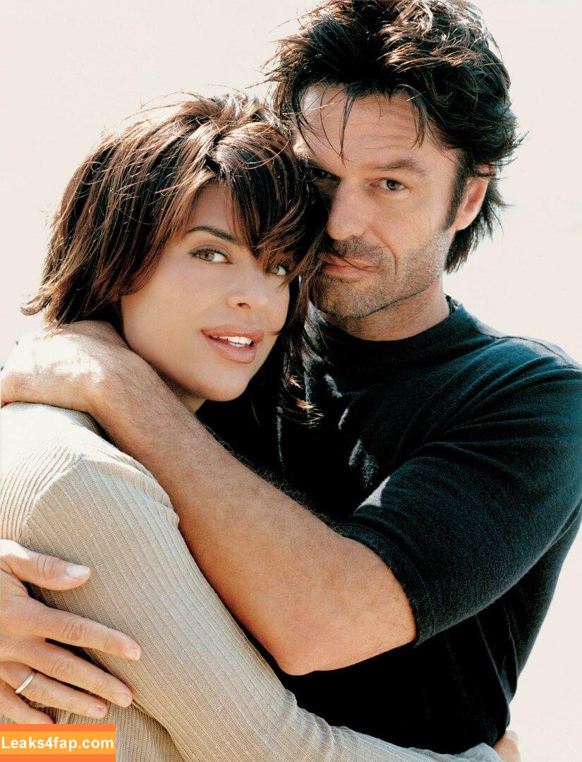 Lisa Rinna / lisarinna leaked photo photo #0021
