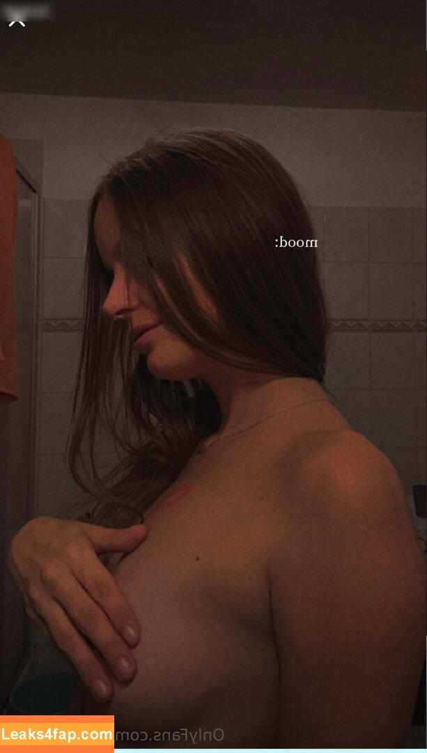 Lisa Sheepi /  leaked photo photo #0114