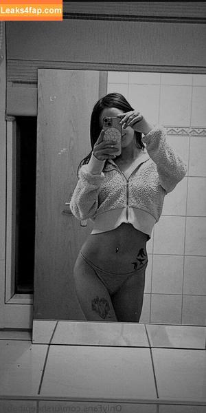 Lisa Sheepi photo #0123