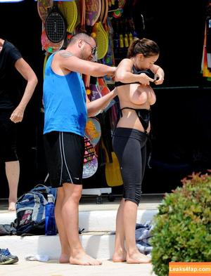Lisa Snowdon photo #0003