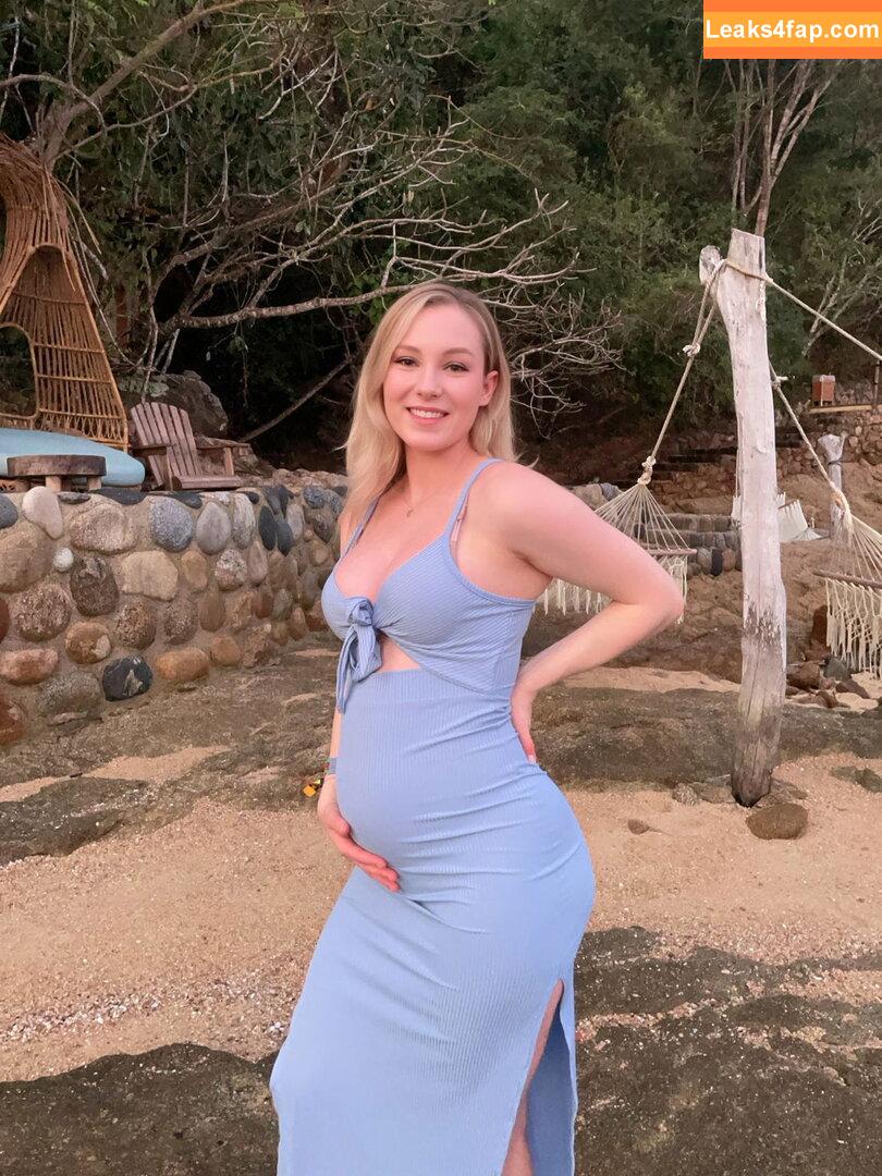 Lisa Vannatta /  leaked photo photo #0016