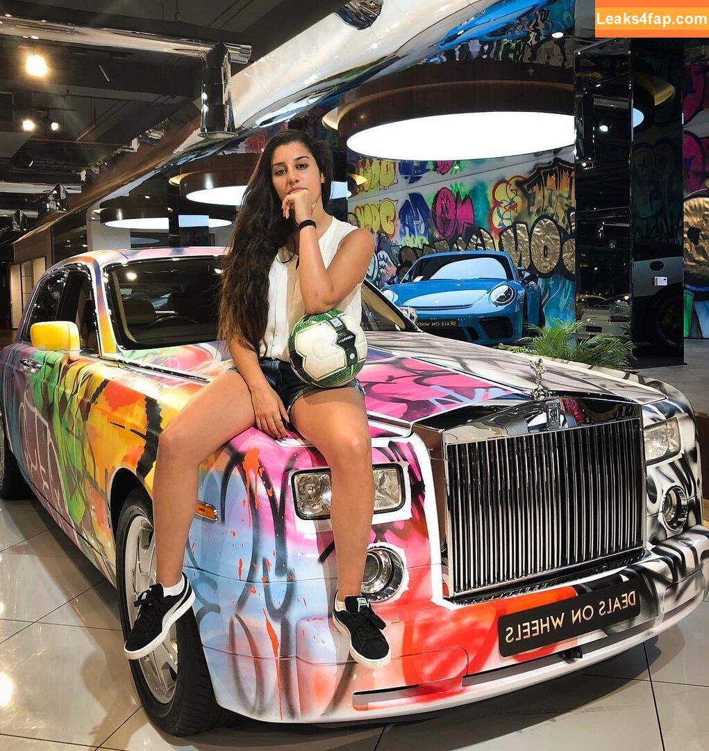 Lisa Zimouche / LisaZimouche / https: / lisa.zimouche leaked photo photo #0010