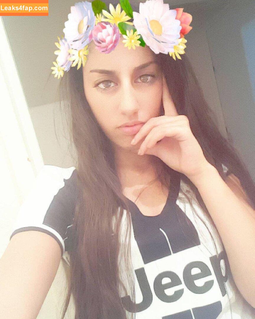 Lisa Zimouche Onlyfans leaks