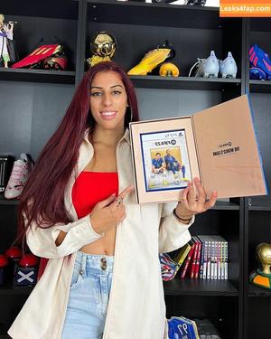 Lisa Zimouche photo #0026