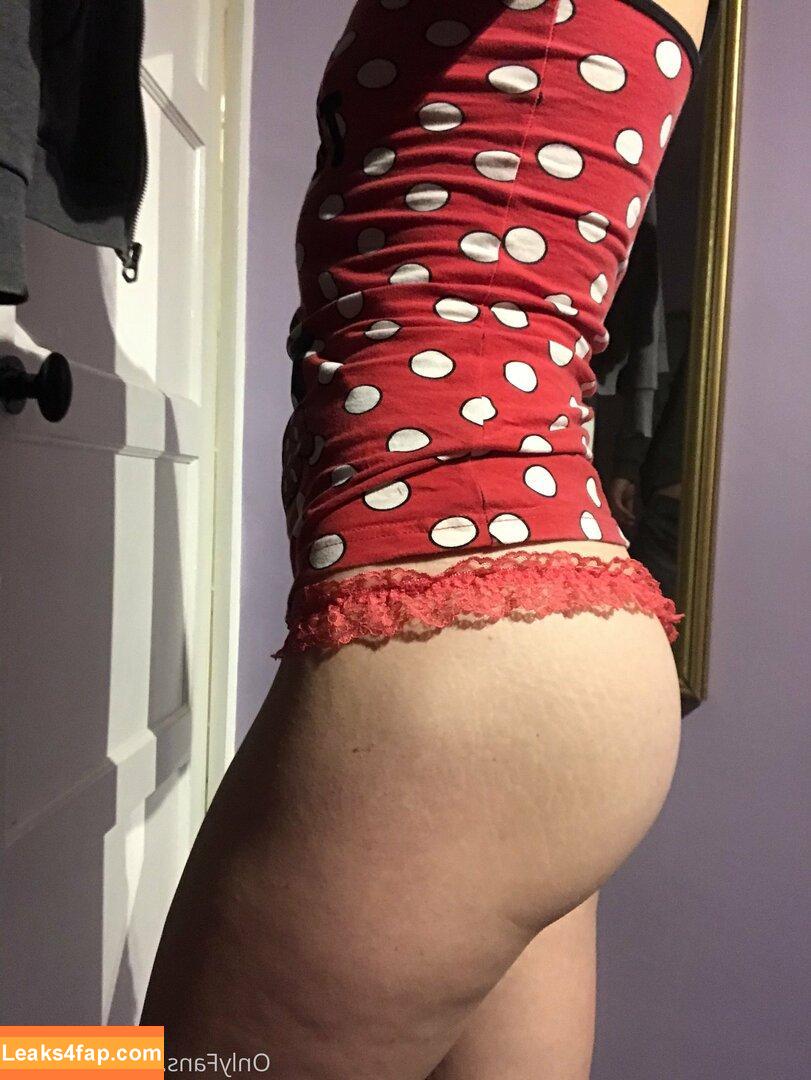 lisa69xxx / lisasixtynine leaked photo photo #0024