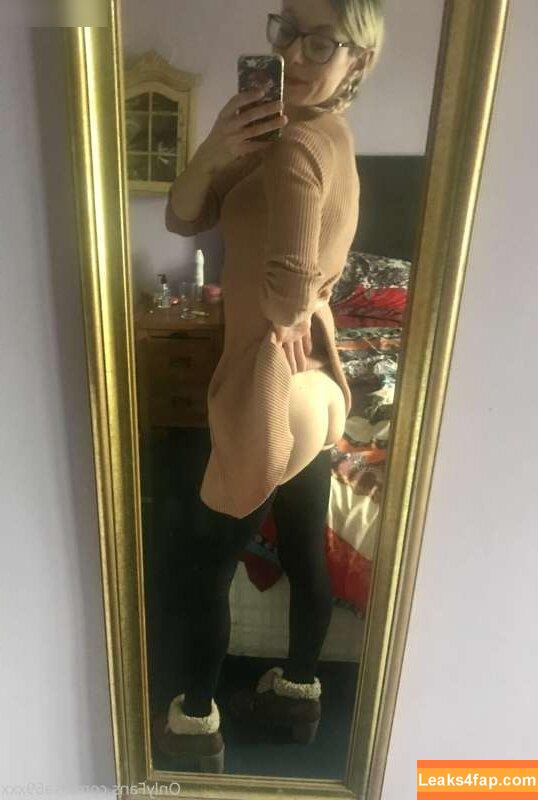 lisa69xxx / lisasixtynine leaked photo photo #0113
