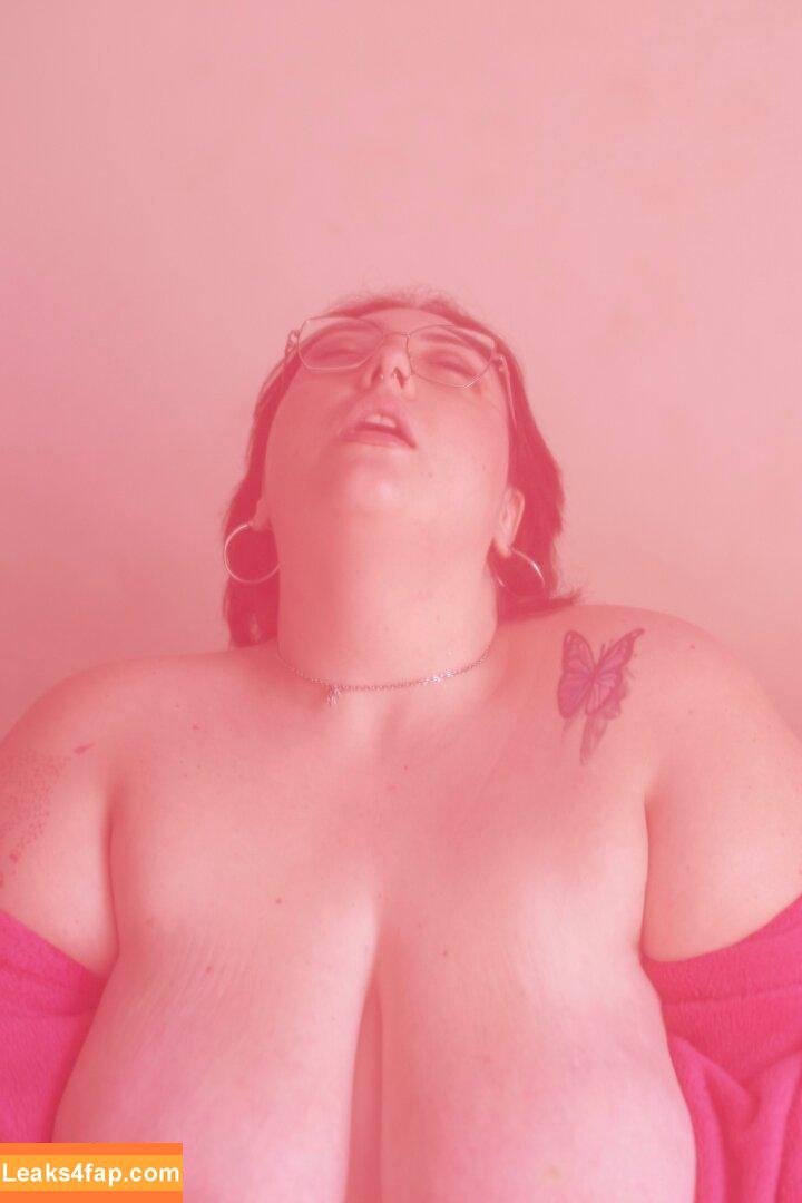 Lisalope96 / leilux_x / lisalope leaked photo photo #0024