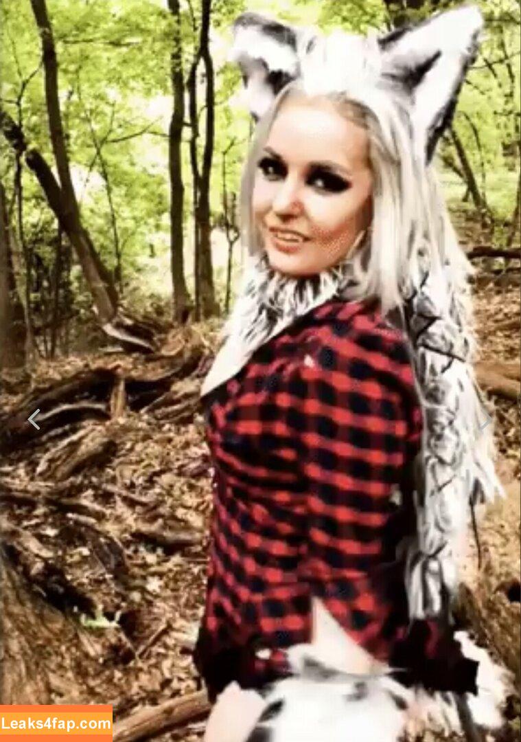 Lisalouwho / LisaLouPatreon / lisalouwhoxoxo leaked photo photo #0139