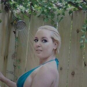 Lisalouwho photo #0023