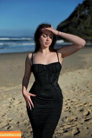 LisiFlex photo #0131