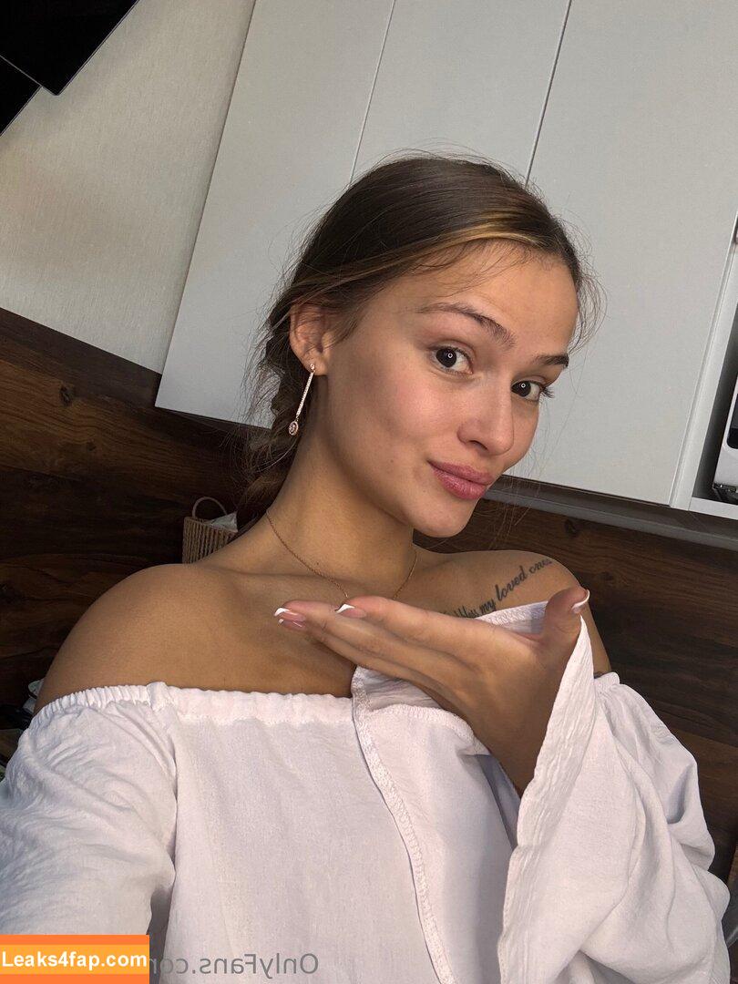 lissa_key / lisa_mrskey leaked photo photo #0002