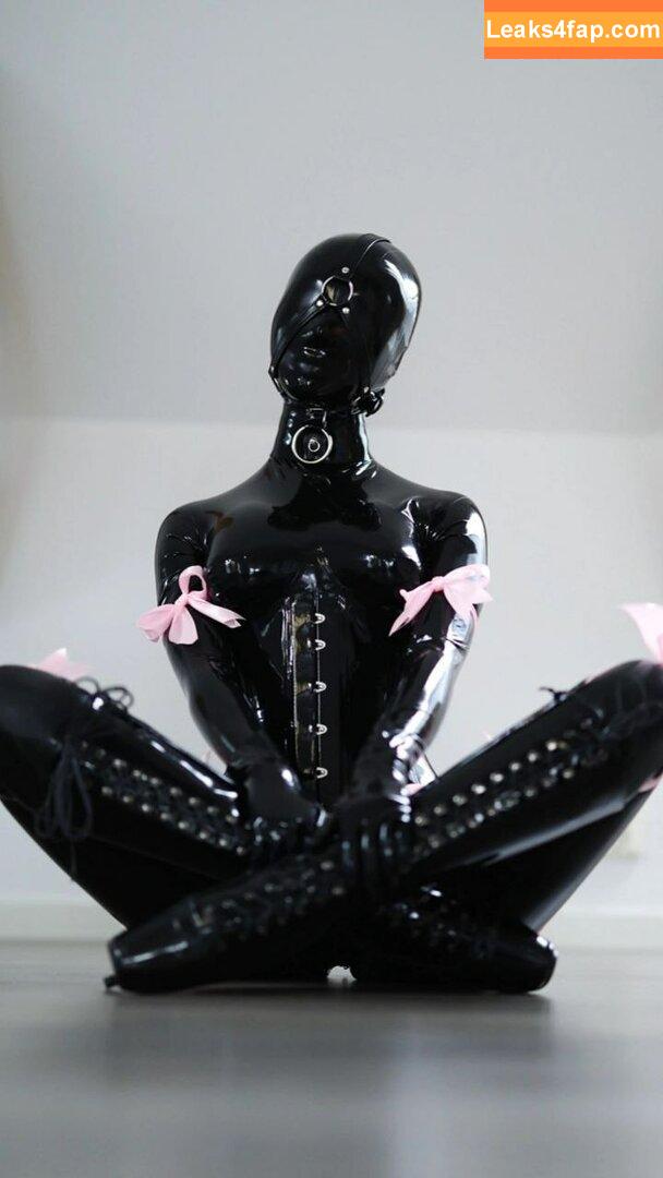 lita.viara / latex.lita / lita.viera.94 leaked photo photo #0010