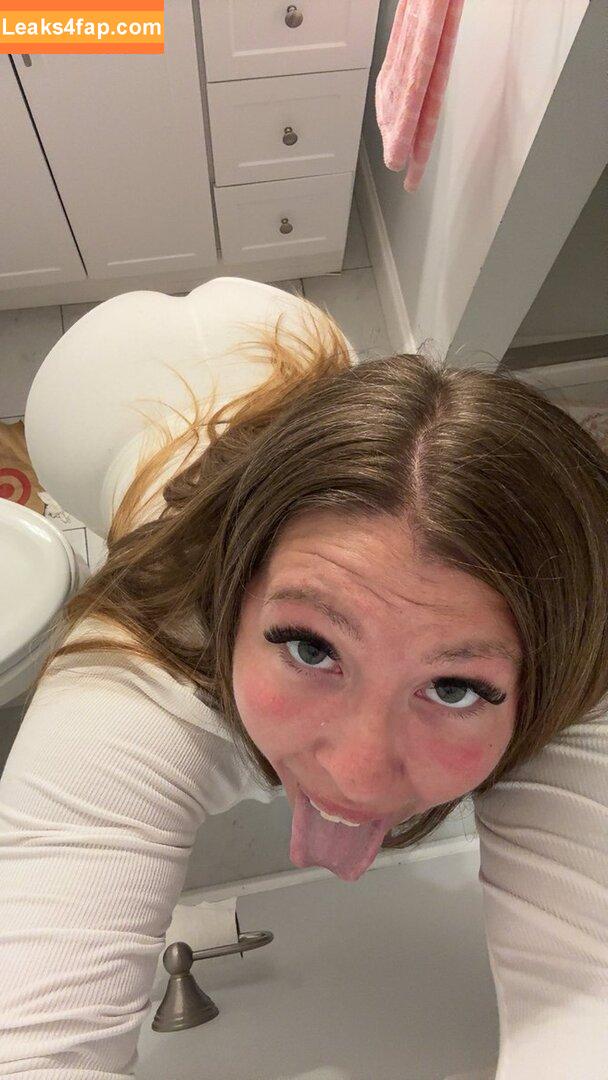 literallymackayla /  leaked photo photo #0004
