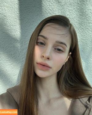 Lithuanian Girls photo #0002