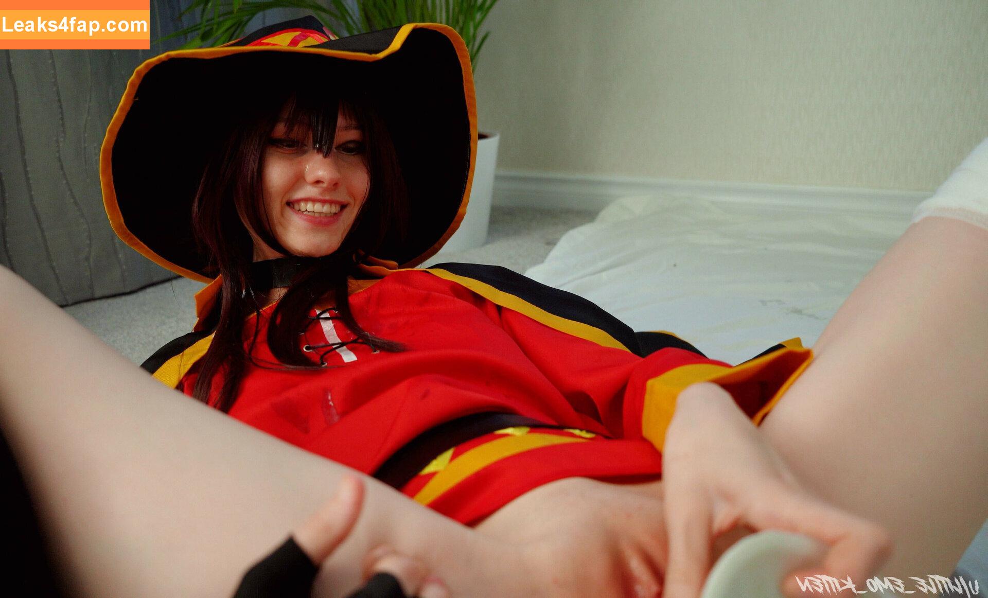 Little_emo_kitten / daddys-emo-girl / daddys_emo_girl / justemokitten leaked photo photo #0048