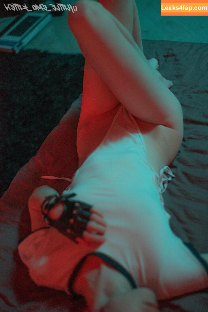 Little_emo_kitten / daddys-emo-girl / daddys_emo_girl / justemokitten leaked photo photo #0113