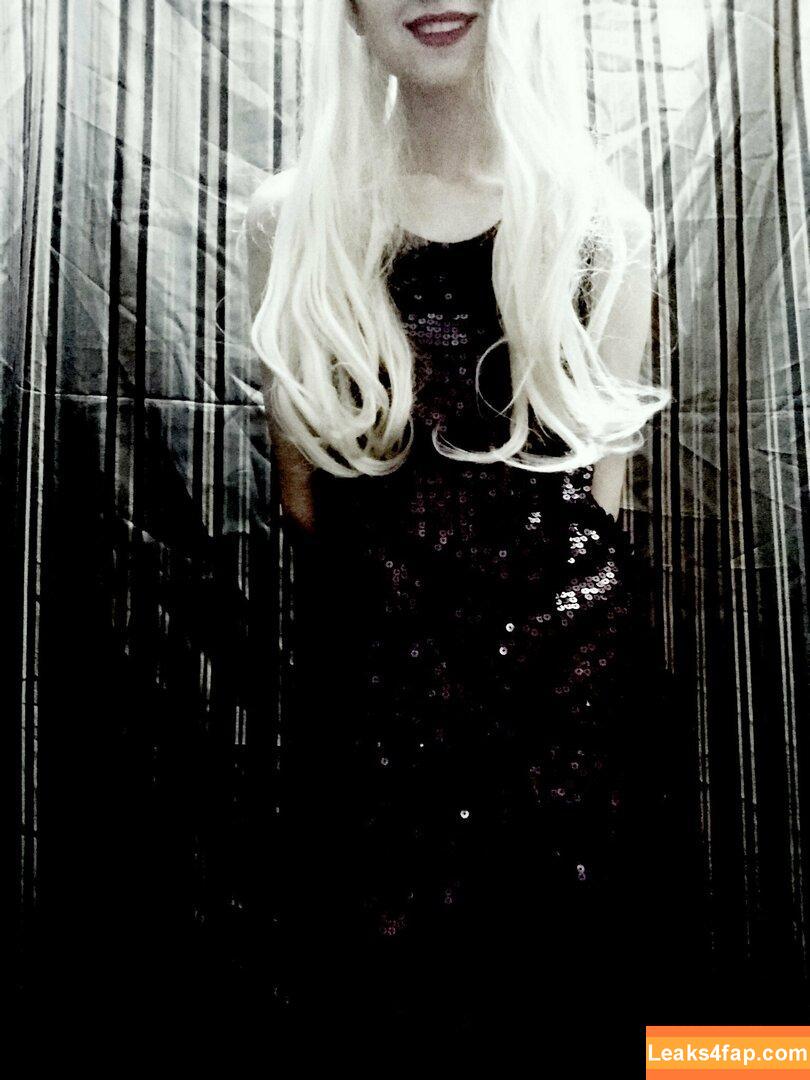 Little_emo_kitten / daddys-emo-girl / daddys_emo_girl / justemokitten leaked photo photo #0120