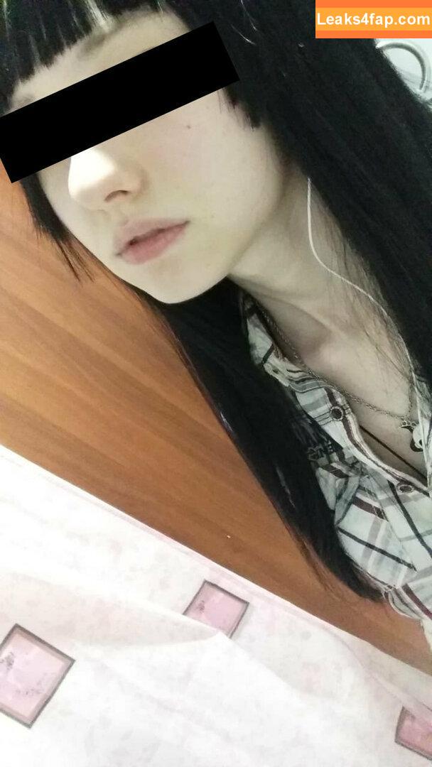 Little_emo_kitten / daddys-emo-girl / daddys_emo_girl / justemokitten leaked photo photo #0123