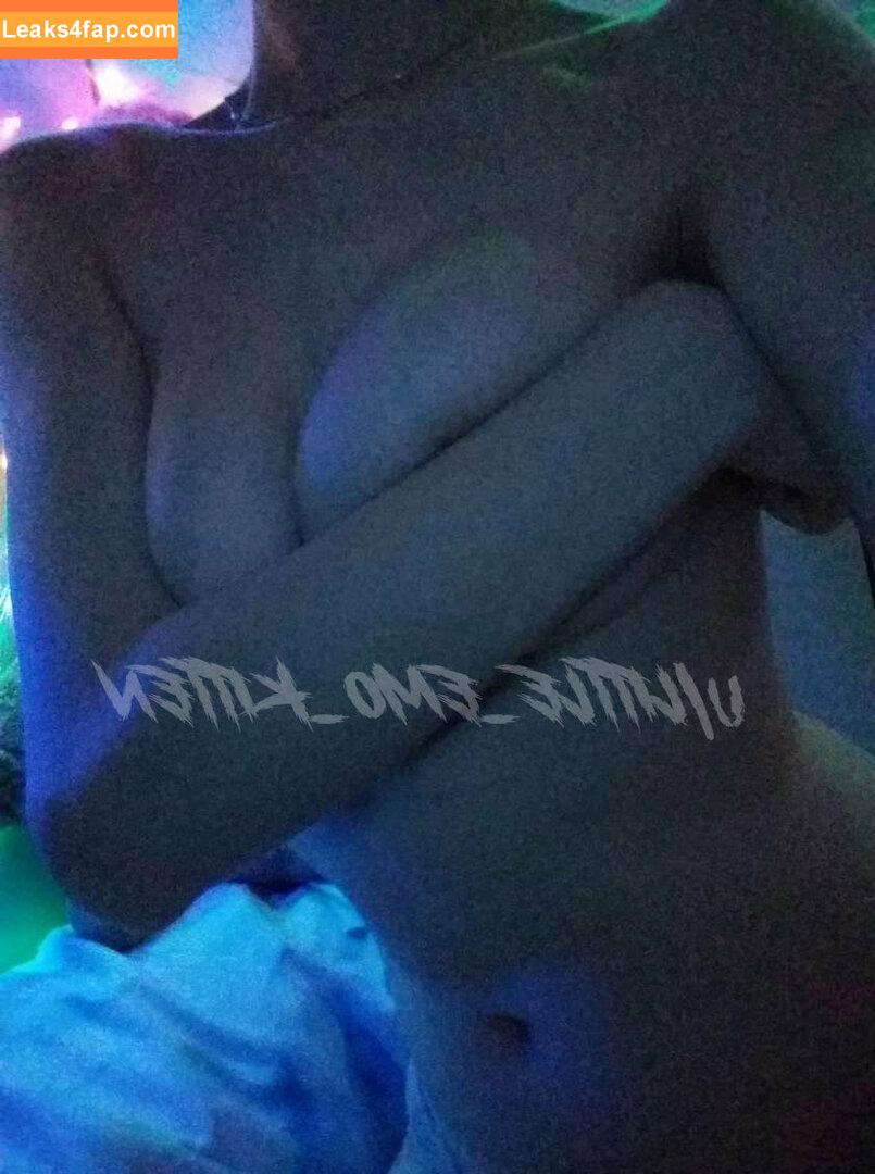 Little_emo_kitten / daddys-emo-girl / daddys_emo_girl / justemokitten leaked photo photo #0698