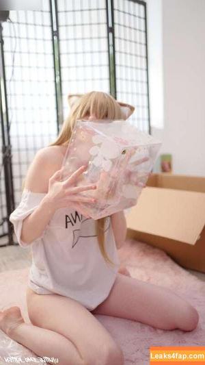 Little_emo_kitten photo #0992